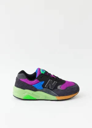 580 Sneakers