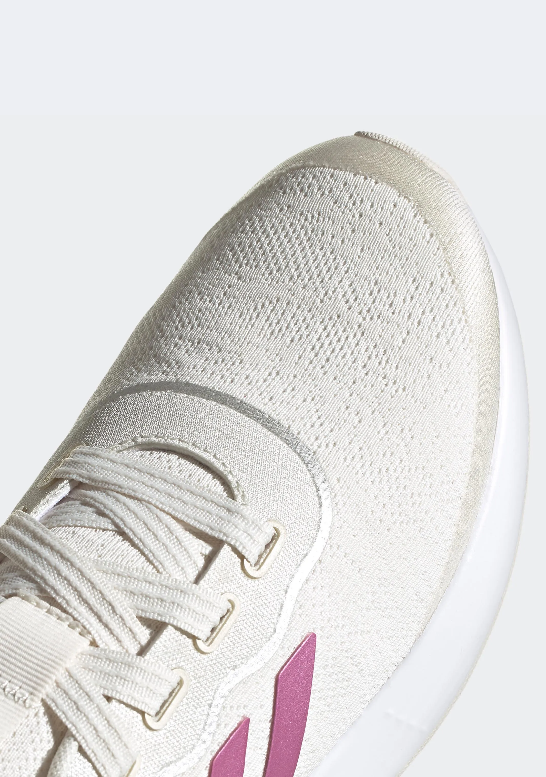 Adidas Women's QT Racer Sport