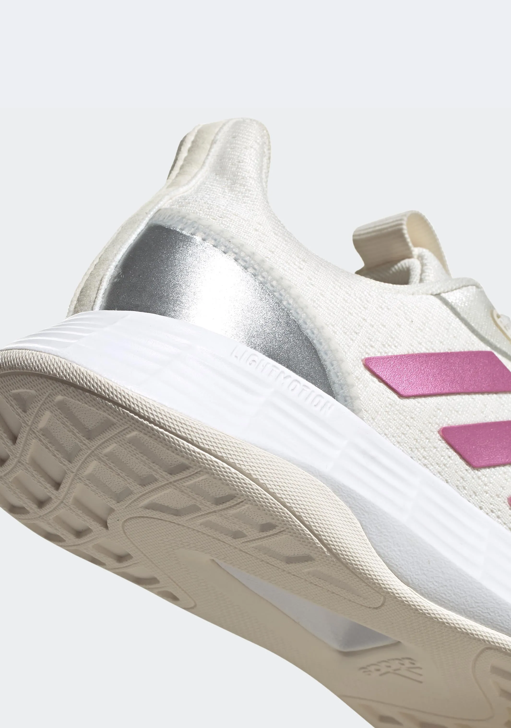 Adidas Women's QT Racer Sport
