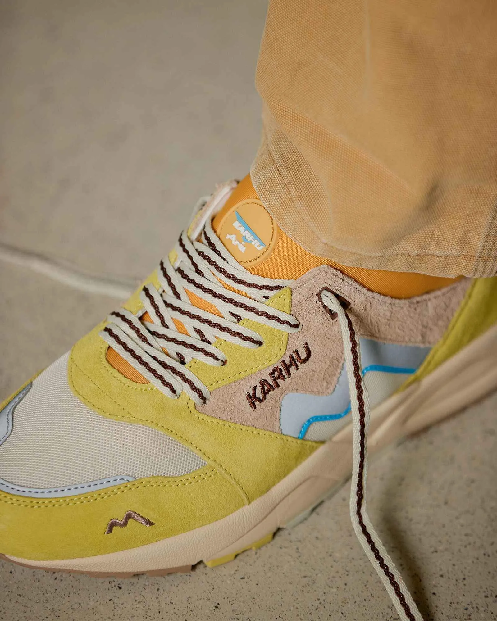 ARIA 95 - CREAM GOLD / WARM TAUPE