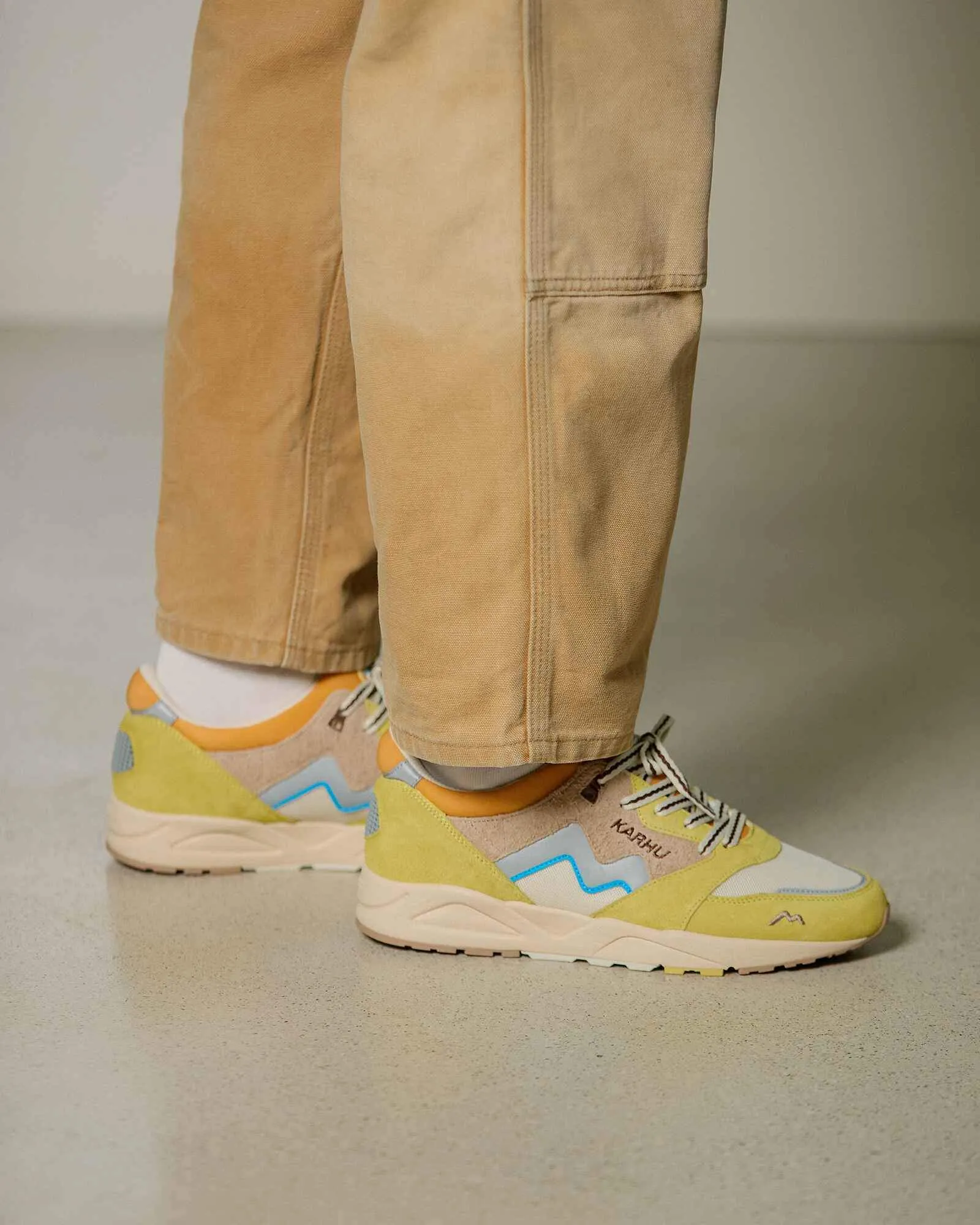 ARIA 95 - CREAM GOLD / WARM TAUPE
