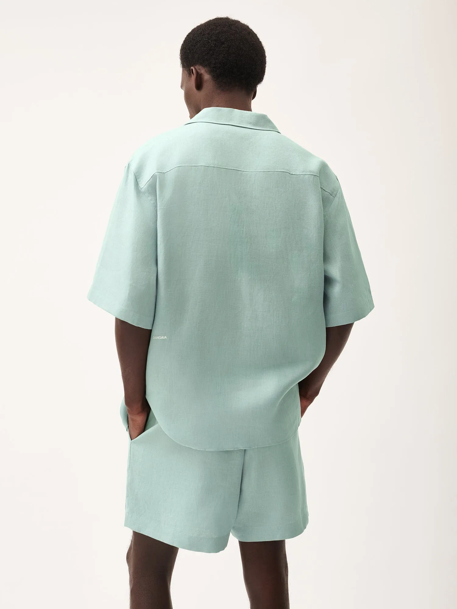 Mens DNA Aloe Linen Camp Collar Shirt—eucalyptus blue