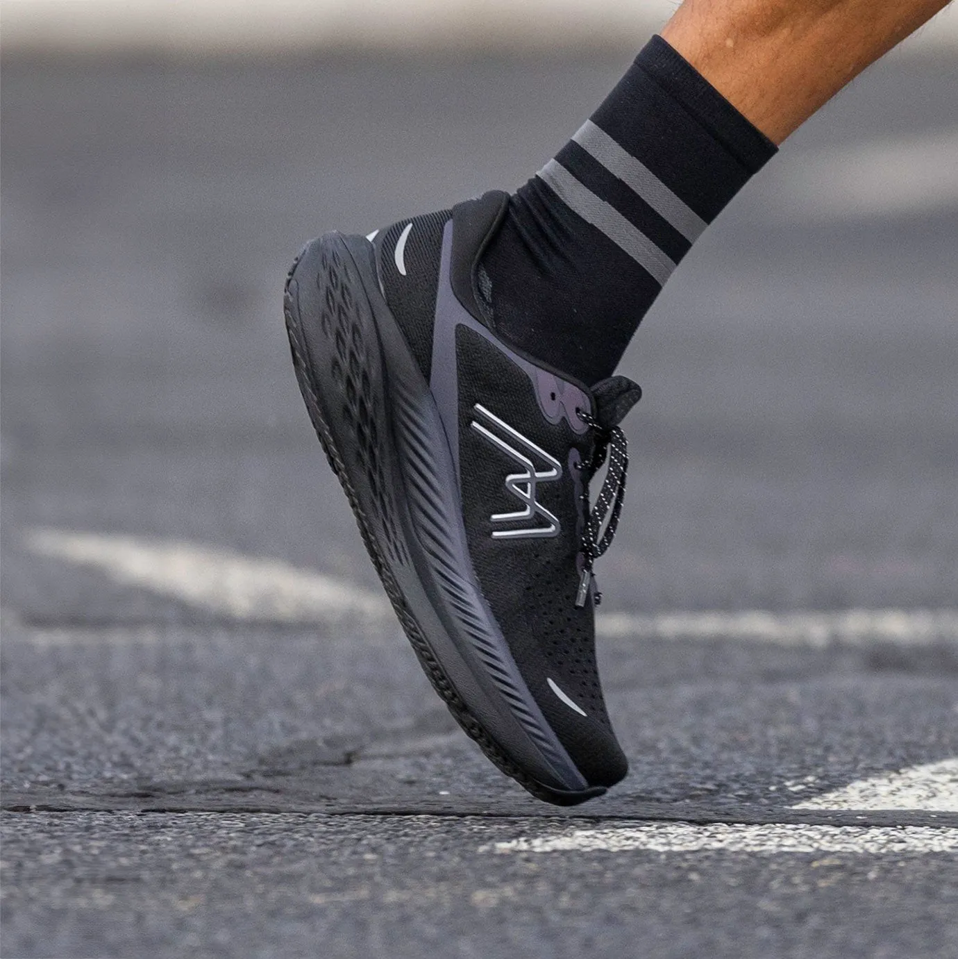 MEN'S MESTARI RUN 1.5 - BLACK / BLACK