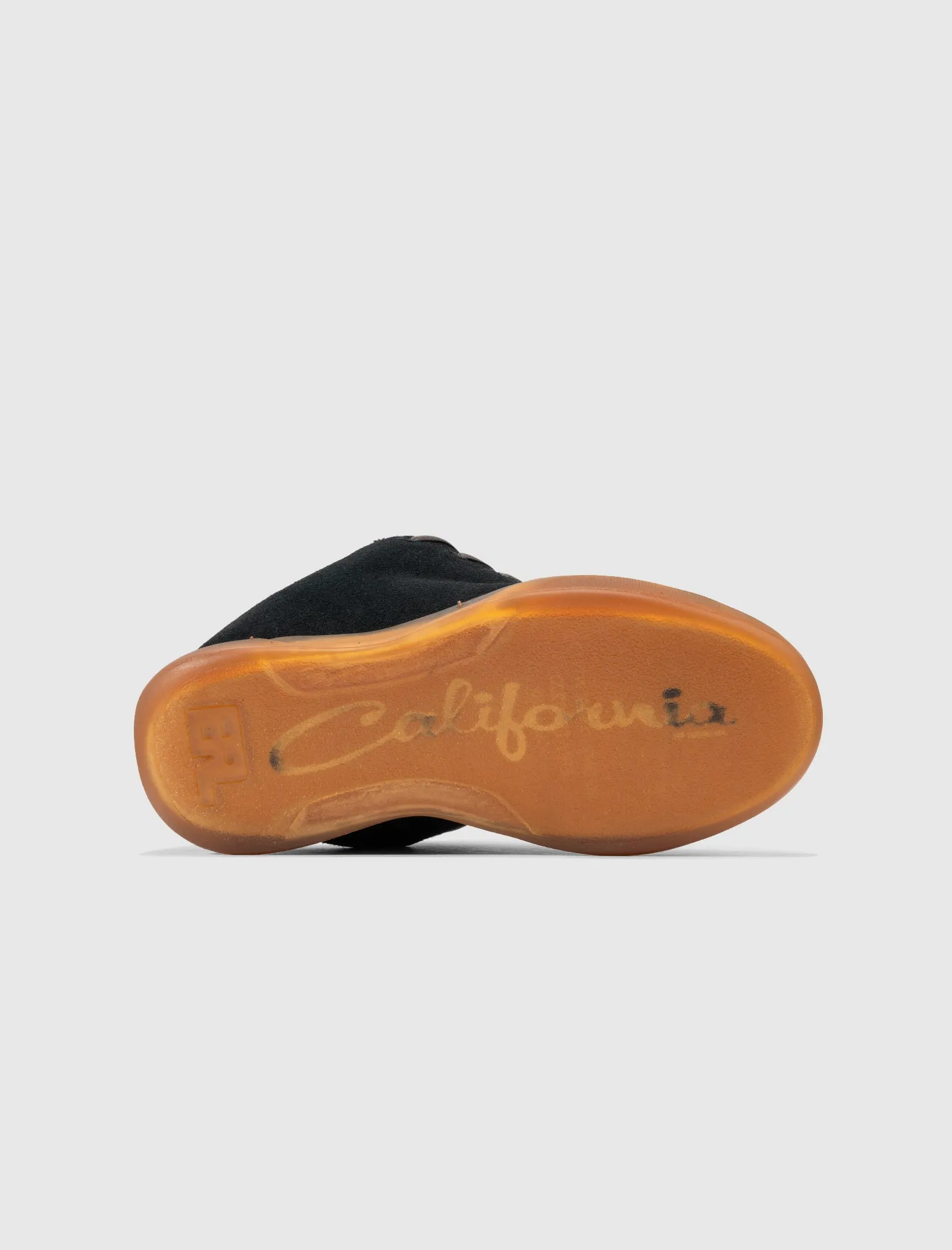 VAMP SKATE SNEAKER PIRATE BLACK