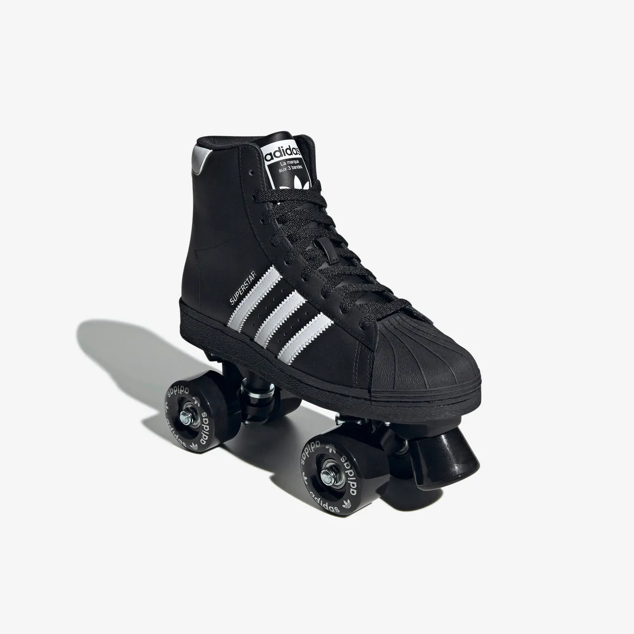 Wmns Superstar 82 Skate