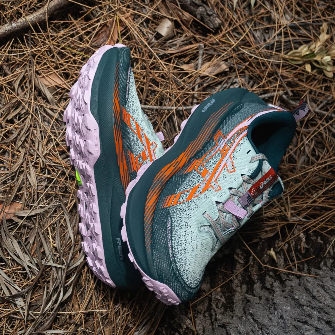Womens ASICS Trabuco Max 4