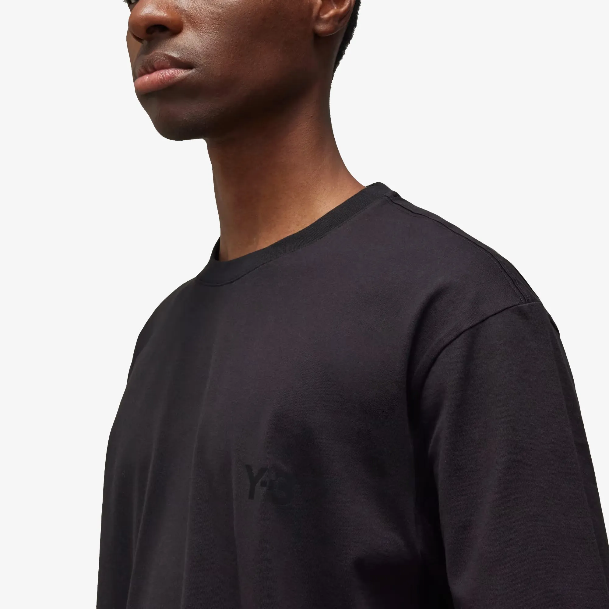 Y-3 | GRAPHIC SHORT SLEEVE TEE { BLACK